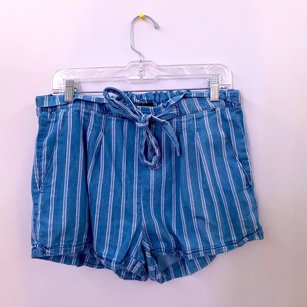 Paper bag shorts